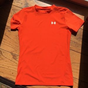 Under Armour fitted Heat gear SS